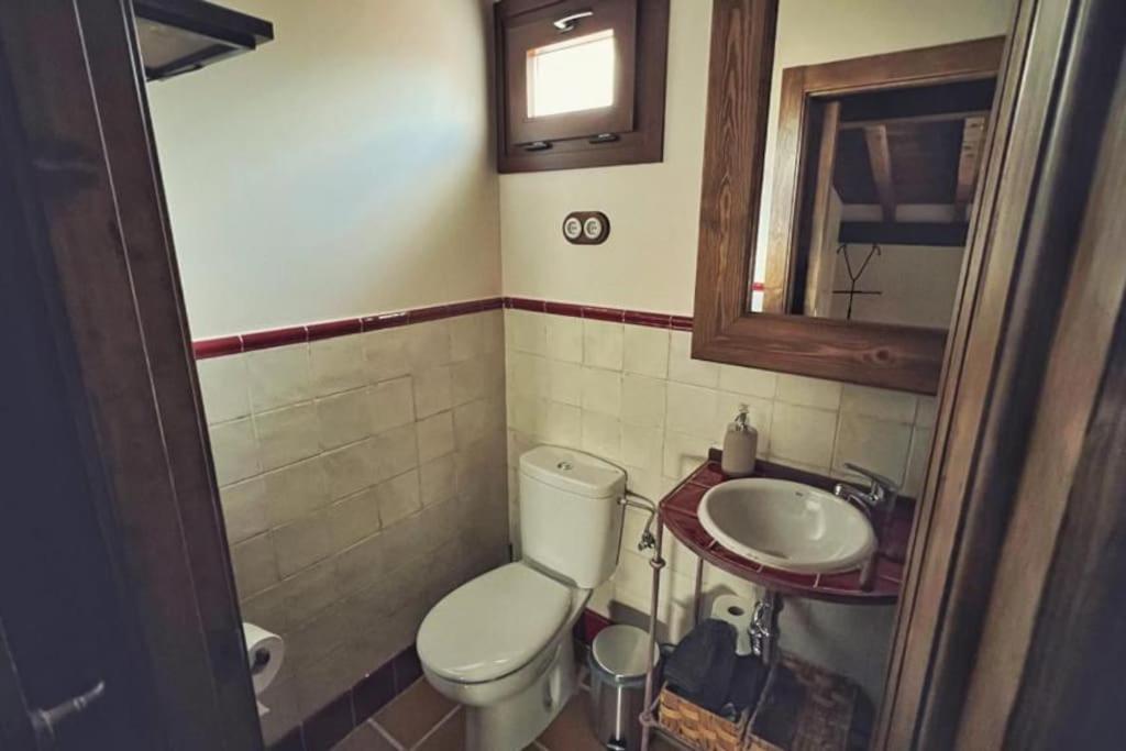 La Casa De La Abuela Amalia Apartment Arenas de San Pedro Bagian luar foto